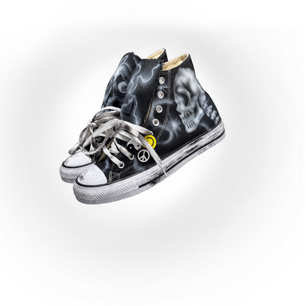 Peach Black airbrush Bulldog+skull converse