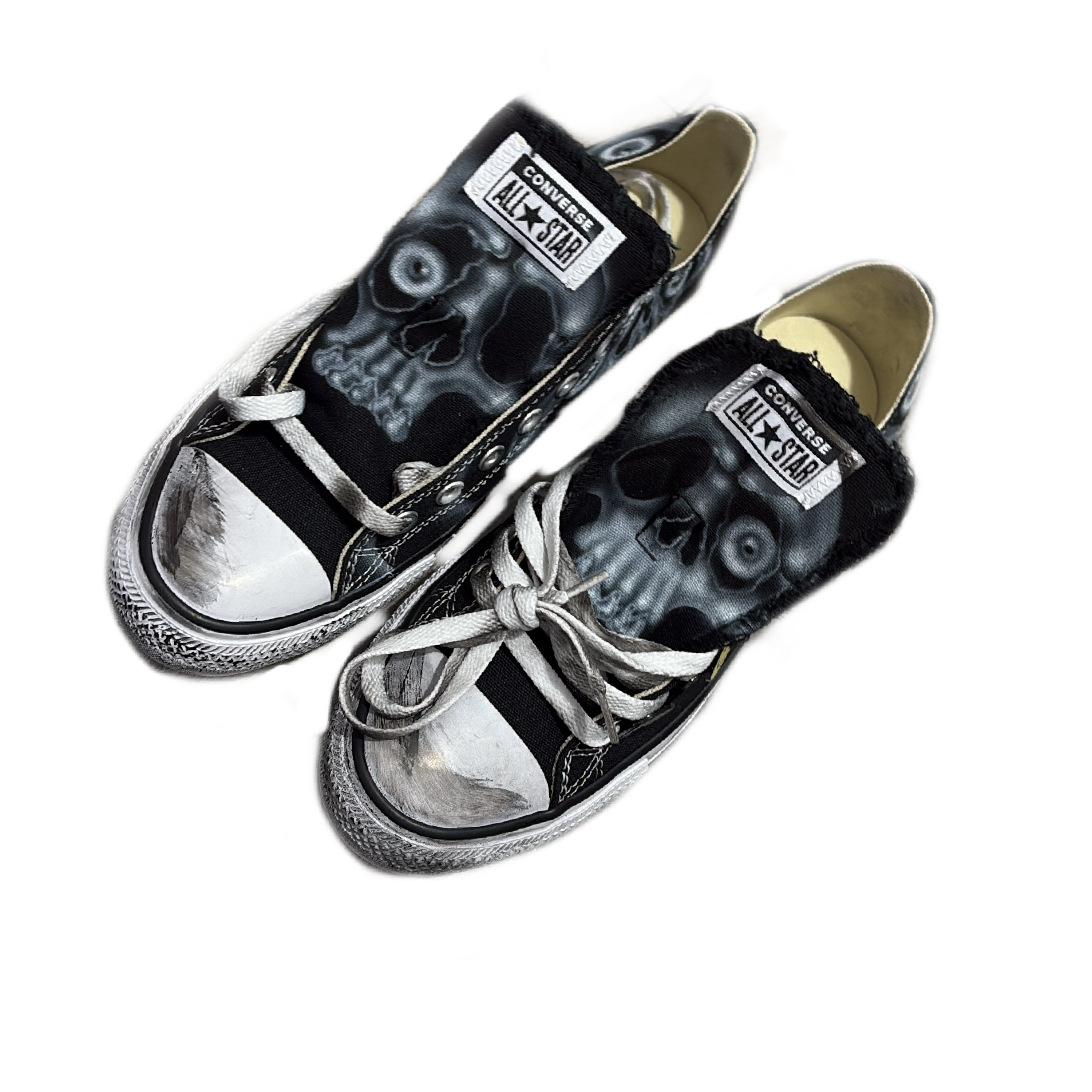 Peach black airbrush skull converse low